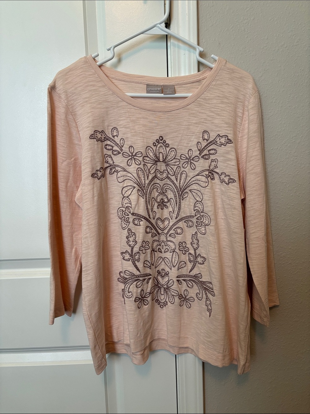 Chico's Zenergy Blush Pink Embroidered Long-Sleeve Women's Blouse